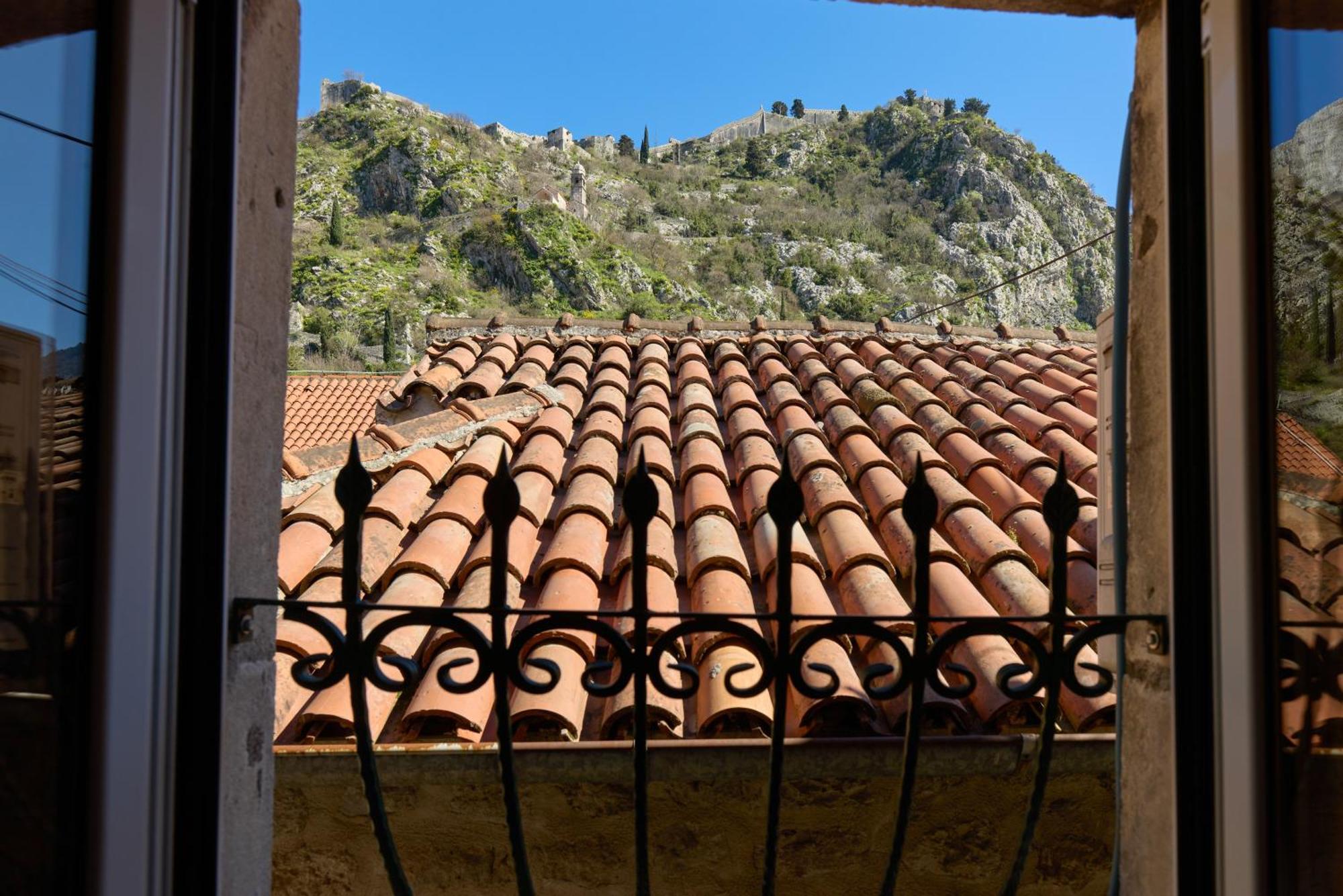 G-Apart Kotor Exterior photo